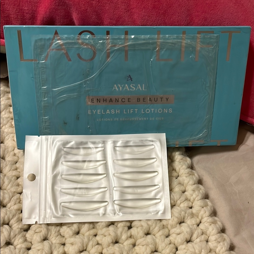 Ayasal Lash Lift Makeup Kit ✨NEW never opened✨ - Picture 4 of 4